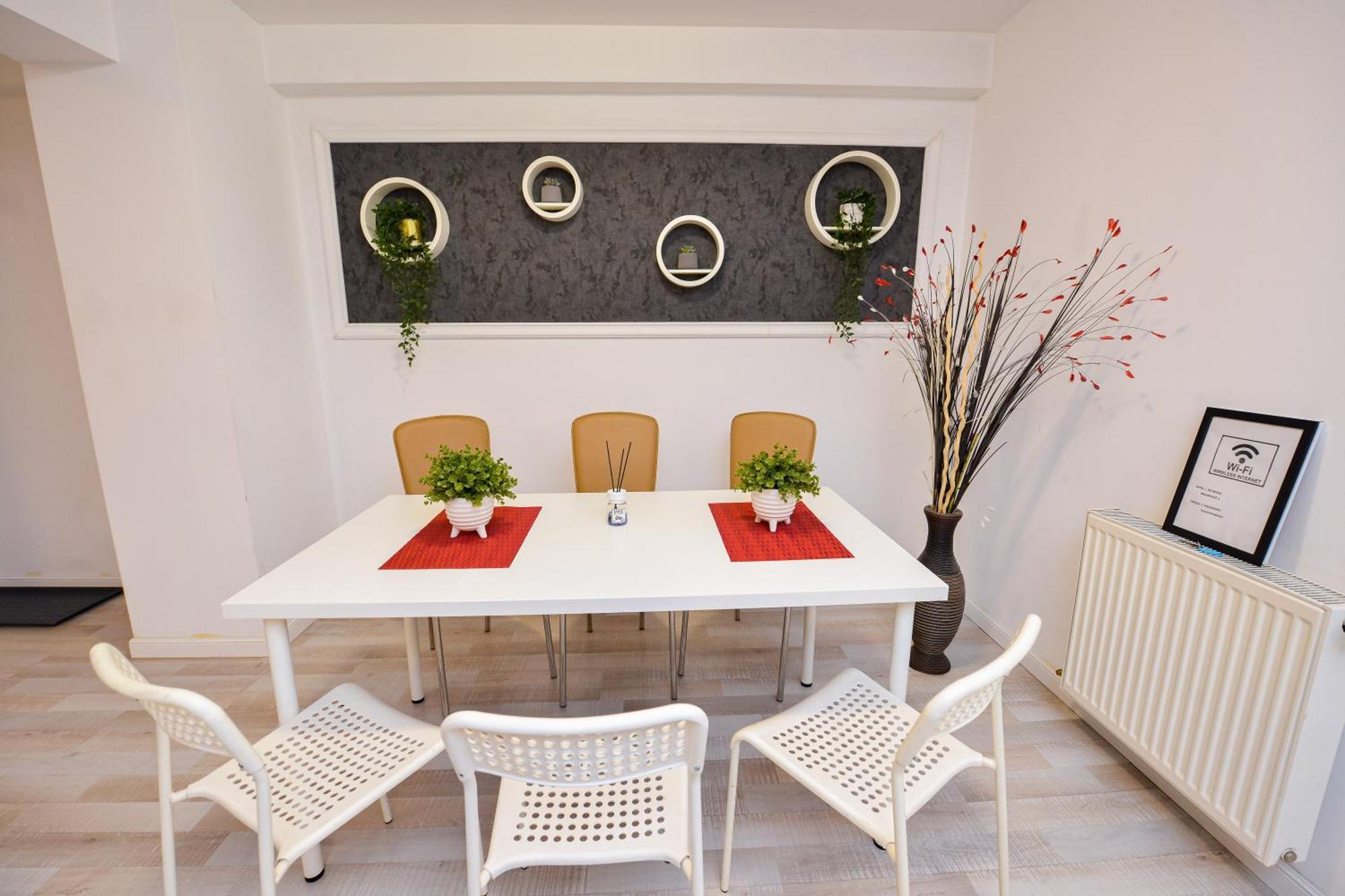 בוקרשט Pierre Cardin Deluxe Apartment With Terrace By Magniflex מראה חיצוני תמונה